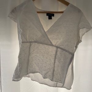 White Flower Wrap Embroidery Blouse